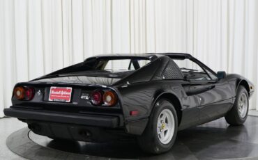 Ferrari-308-Coupe-1980-Nero-Nero-30969-7