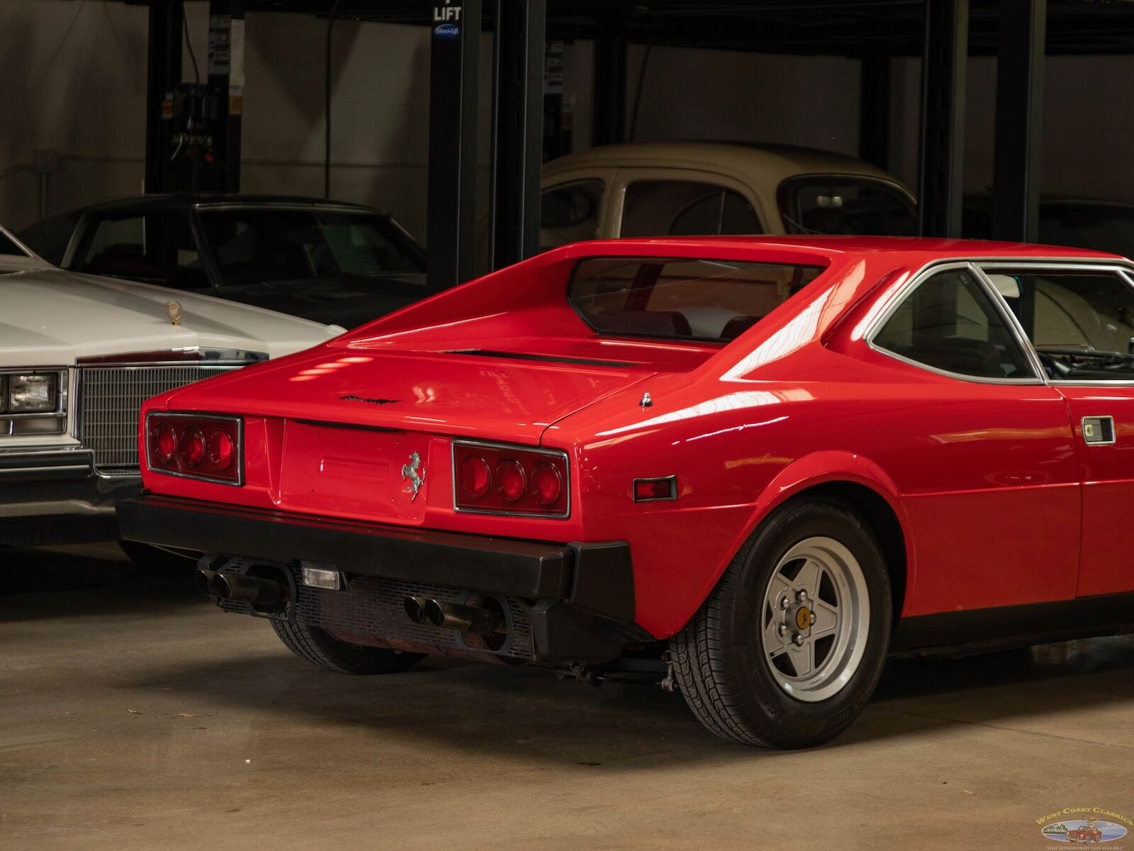 Ferrari-308-DINO-GT4-1975-Red-Black-96858-21