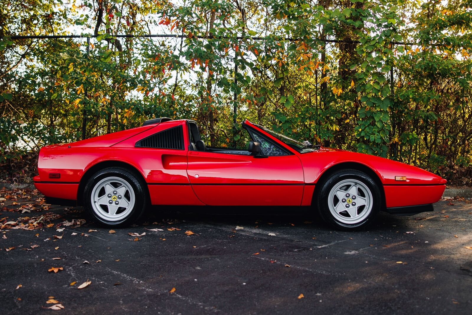 Ferrari-328-1987-Red-Black-46679-5