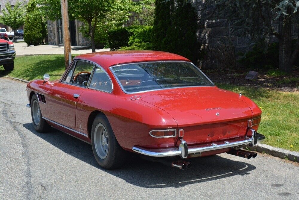 Ferrari-330-GT-1967-Red-Black-0-10