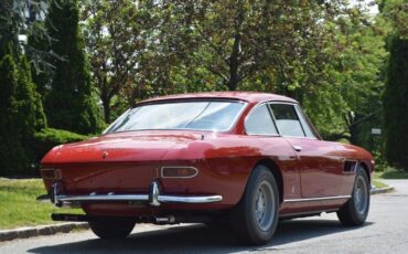 Ferrari-330-GT-1967-Red-Black-0-9