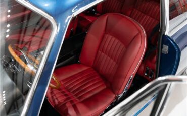 Ferrari-365-Coupe-1970-Blu-Chiaro-Metallic-Rosso-131709-18