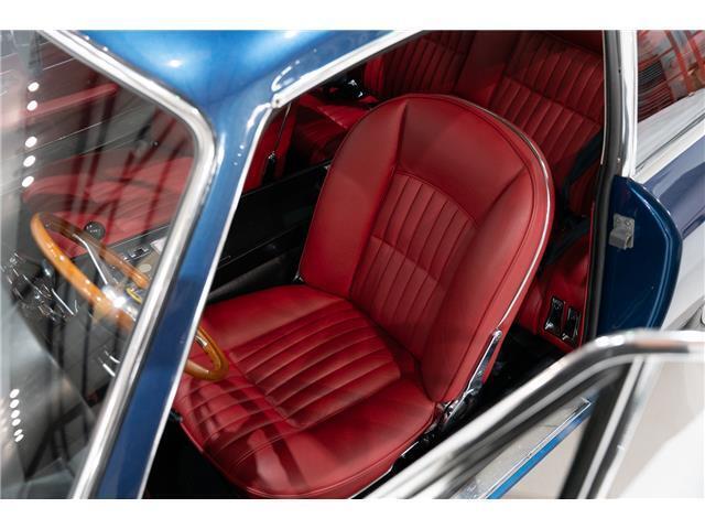 Ferrari-365-Coupe-1970-Blu-Chiaro-Metallic-Rosso-131709-18