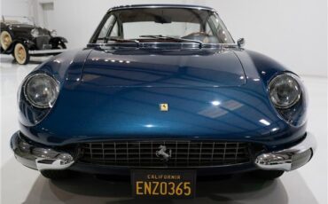 Ferrari-365-Coupe-1970-Blu-Chiaro-Metallic-Rosso-131709-2