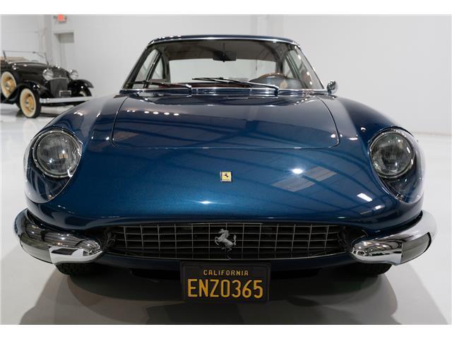 Ferrari-365-Coupe-1970-Blu-Chiaro-Metallic-Rosso-131709-2