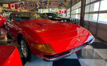 Ferrari-365-gtb4-daytona-coupe-1971-red-69610-1