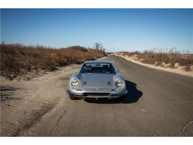 Ferrari-Dino-1971-Silver-Black-9978-12