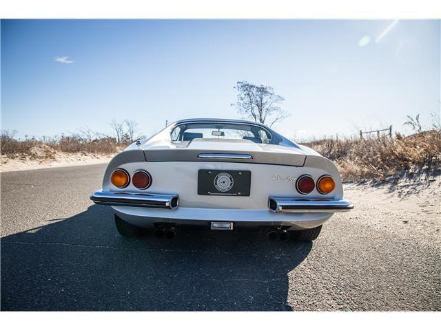 Ferrari-Dino-1971-Silver-Black-9978-17