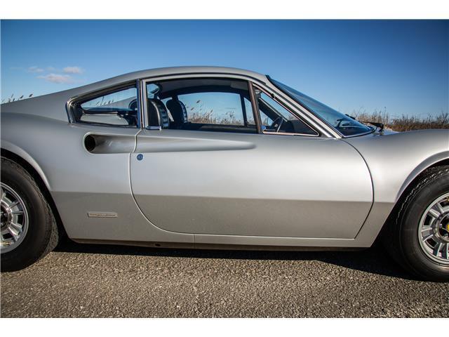 Ferrari-Dino-1971-Silver-Black-9978-19