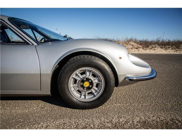 Ferrari-Dino-1971-Silver-Black-9978-20