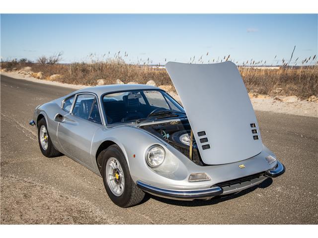 Ferrari-Dino-1971-Silver-Black-9978-31