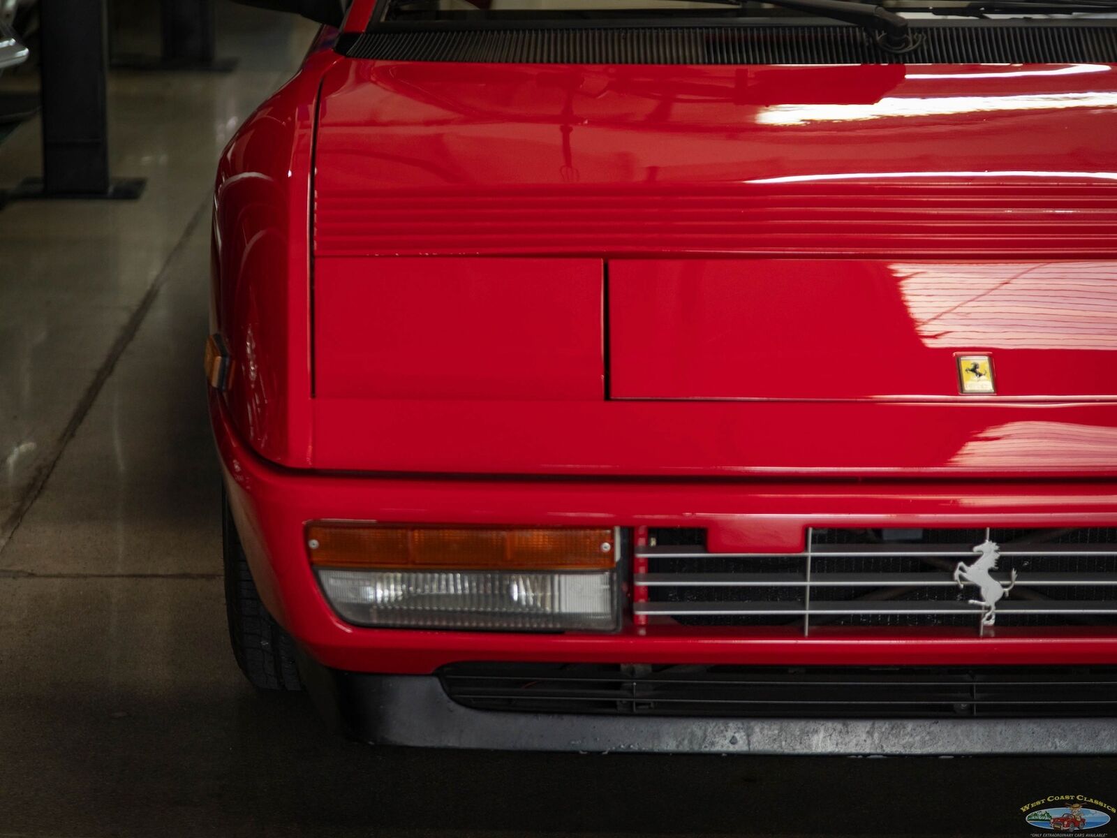 Ferrari-Mondial-T-Cabriolet-1990-Red-Tan-60384-13