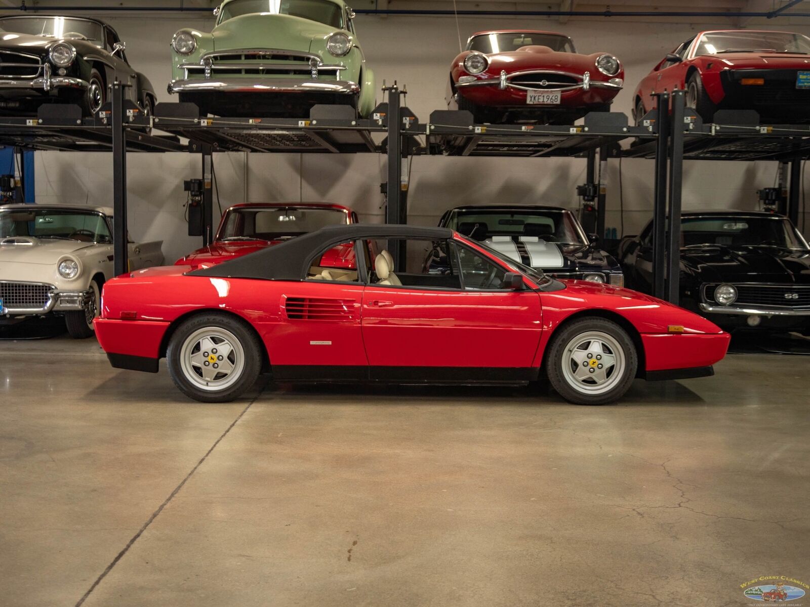 Ferrari-Mondial-T-Cabriolet-1990-Red-Tan-60384-2