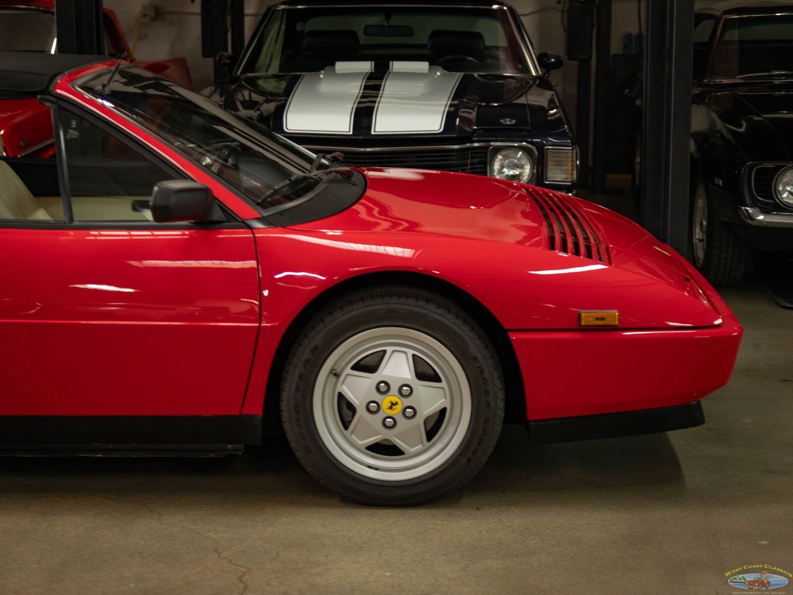 Ferrari-Mondial-T-Cabriolet-1990-Red-Tan-60384-3