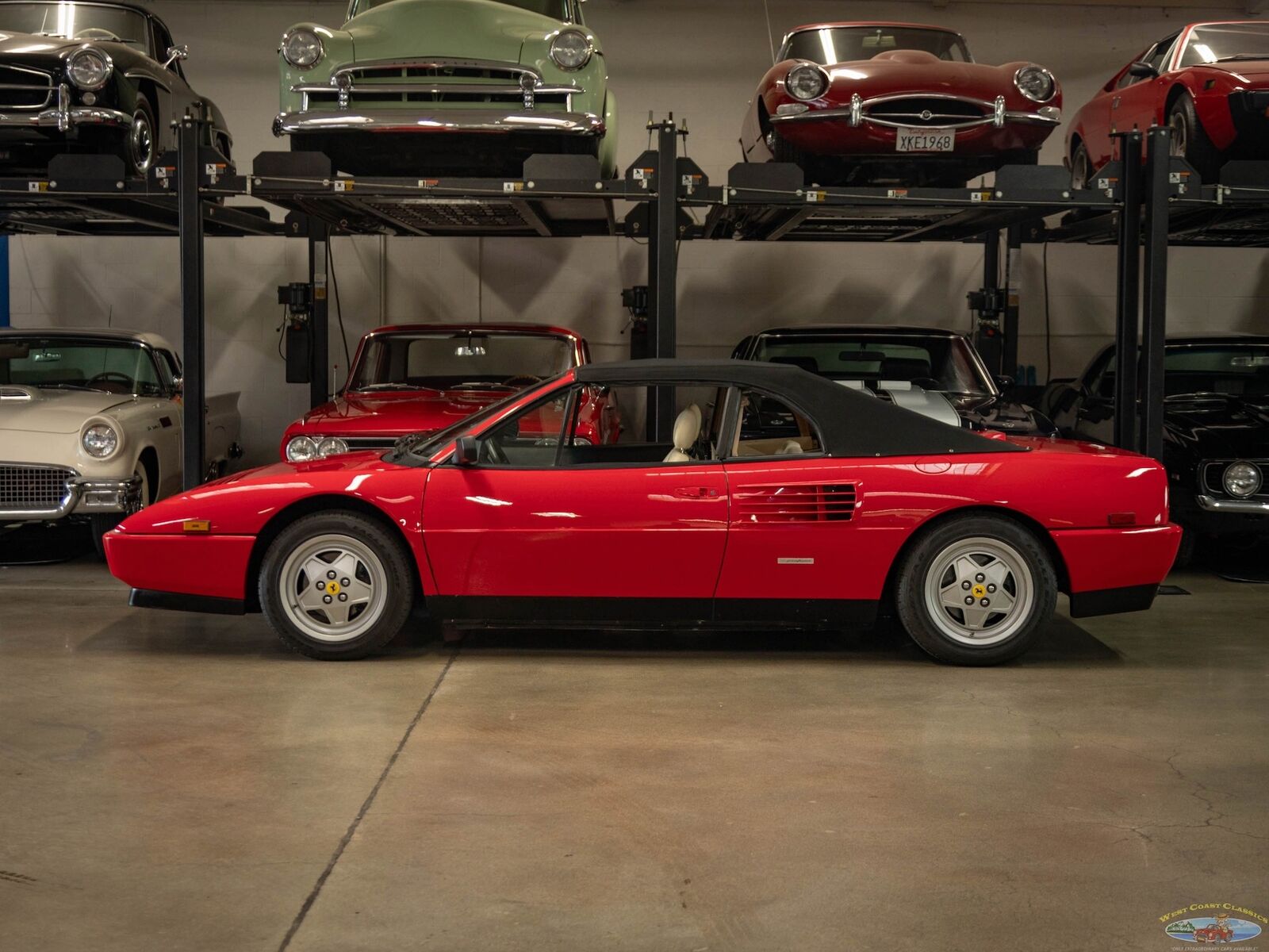 Ferrari-Mondial-T-Cabriolet-1990-Red-Tan-60384-5