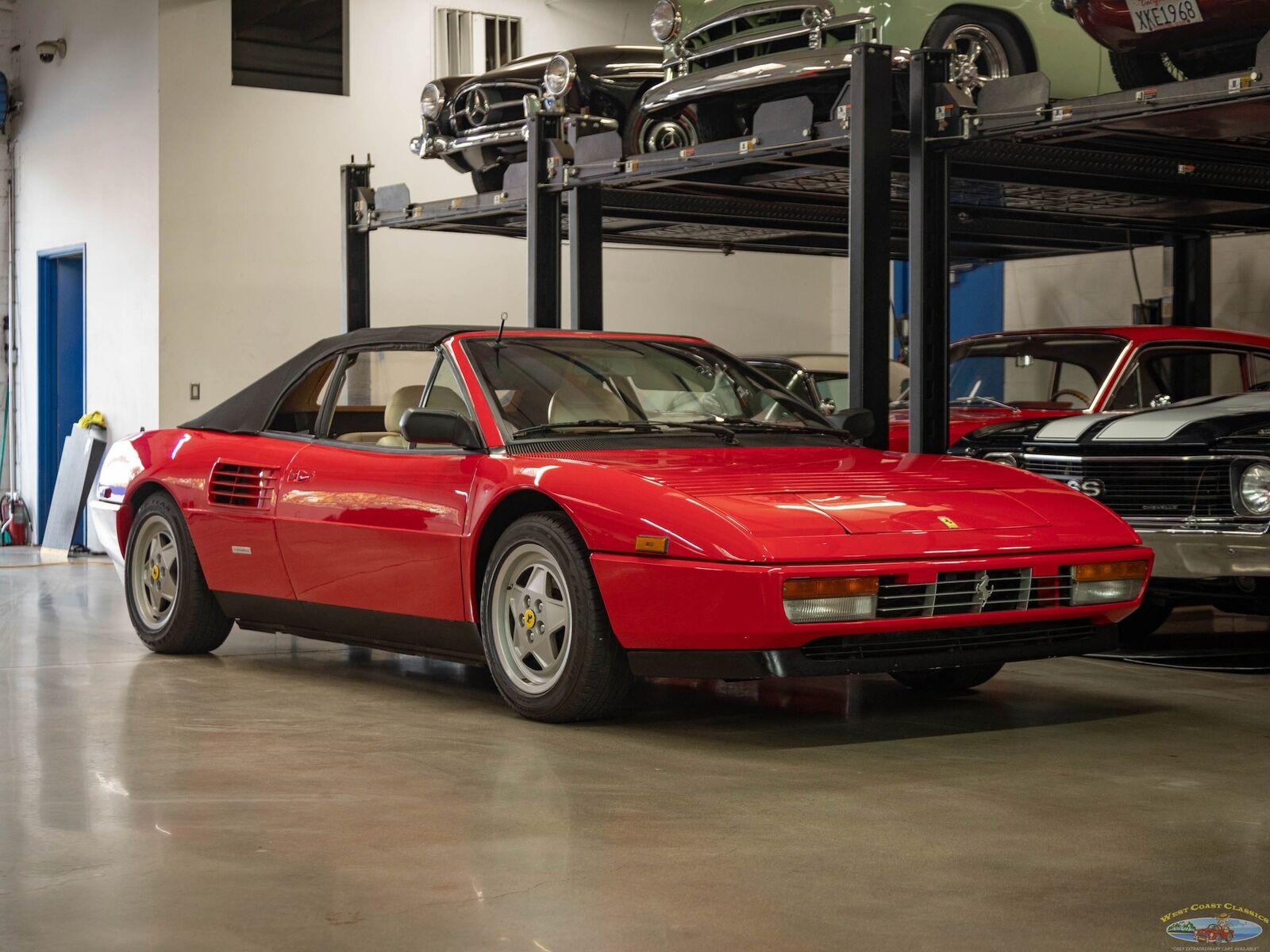 Ferrari-Mondial-T-Cabriolet-1990-Red-Tan-60384-9