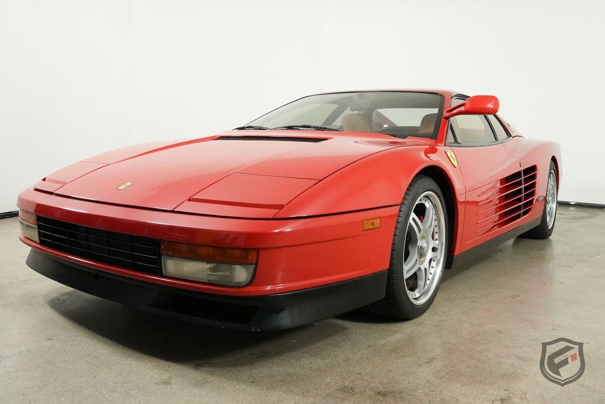 Ferrari-Testarossa-Coupe-1986-Red-64128-3