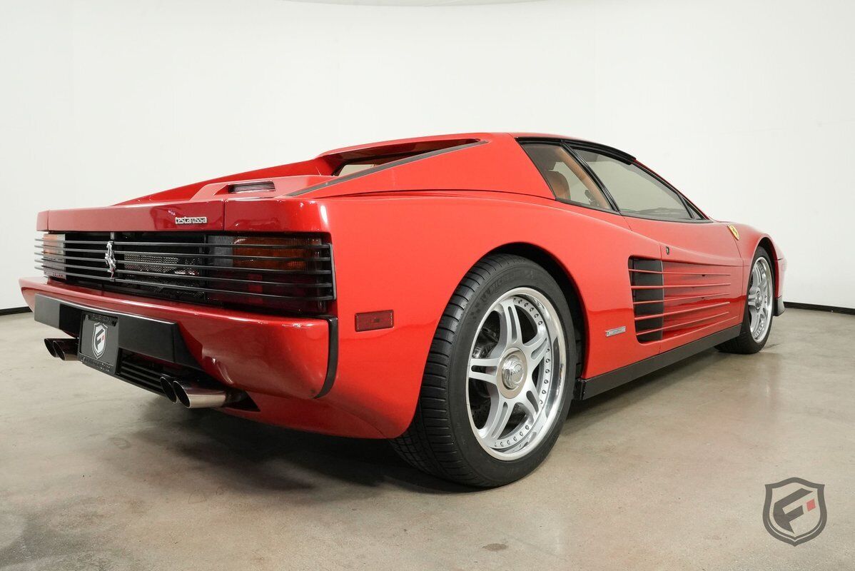 Ferrari-Testarossa-Coupe-1986-Red-64128-8