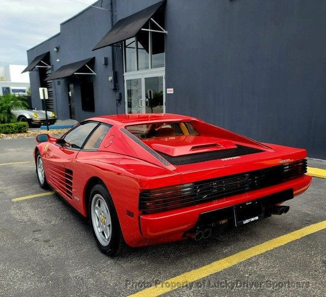 Ferrari-Testarossa-Coupe-1990-Red-Tan-0-5