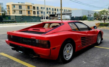 Ferrari-Testarossa-Coupe-1990-Red-Tan-0-9