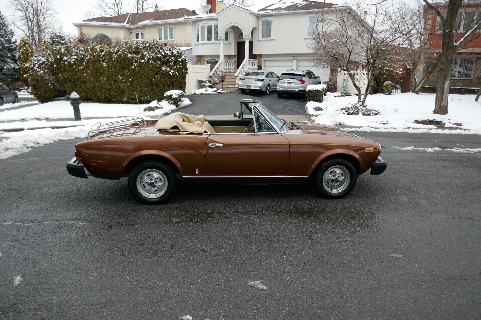 Fiat-124-Spider-1979-99999-3