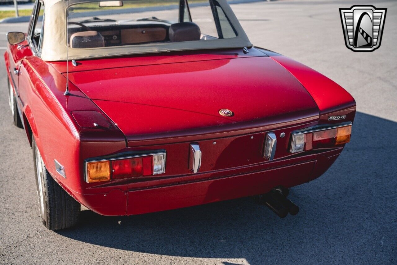 Fiat-124-Spider-Cabriolet-1978-Red-Beige-21718-11