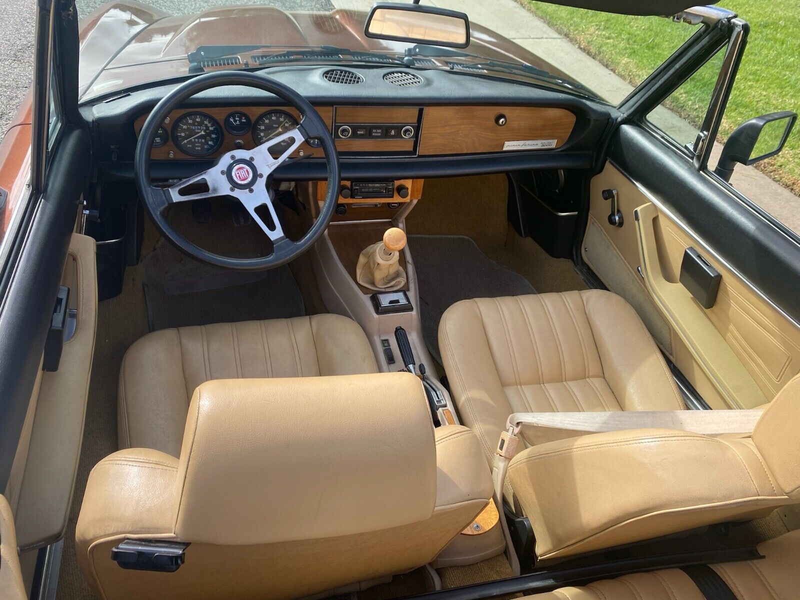 Fiat-124-Spider-Cabriolet-1981-Metallic-Brown-Tan-97689-18