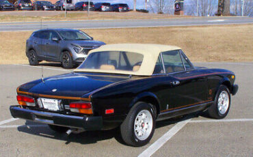 Fiat-124-Spider-Cabriolet-1982-Black-Tan-71532-3