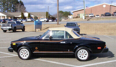 Fiat-124-Spider-Cabriolet-1982-Black-Tan-71532-6