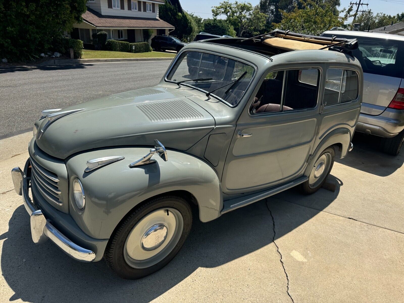 Fiat-500-Break-1952-Gray-Burgundy-115873-32