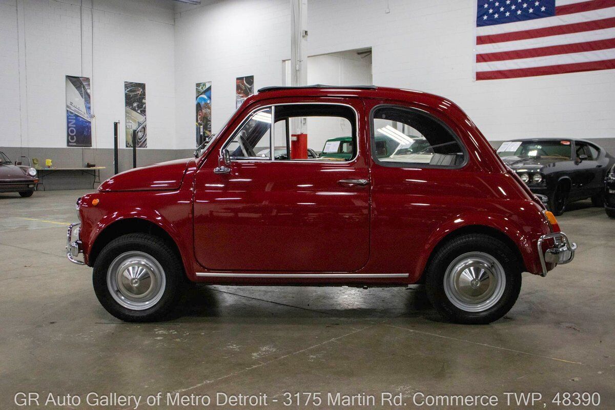 Fiat-500F-1966-Red-Black-125687-2