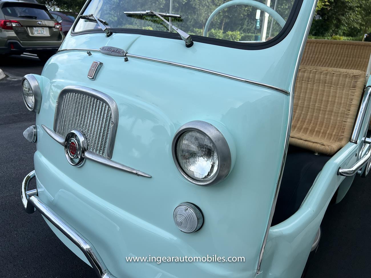 Fiat-600-Coupe-1965-Green-Tan-43172-25