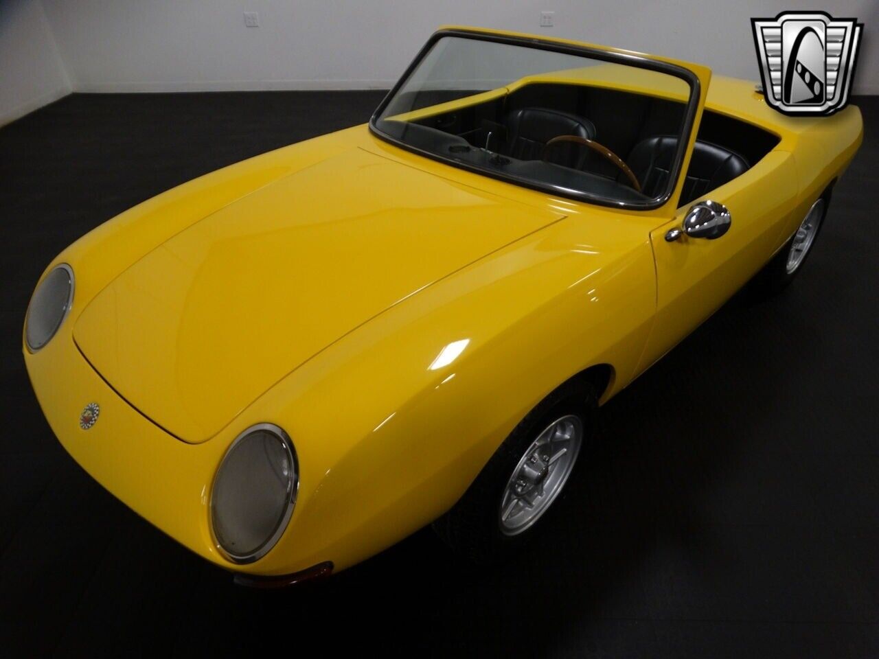 Fiat-850-1967-Yellow-Black-19069-11