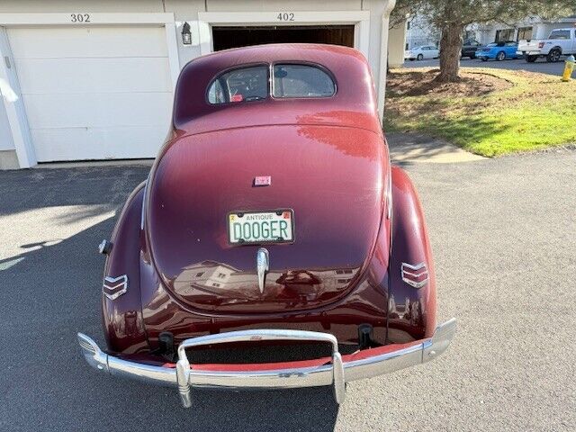 Ford-100-hp-flathead-V8-Coupe-1940-Burgundy-9012-2