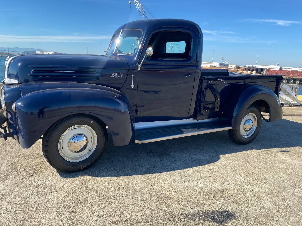 Ford-12-ton-1947-blue-22531-3