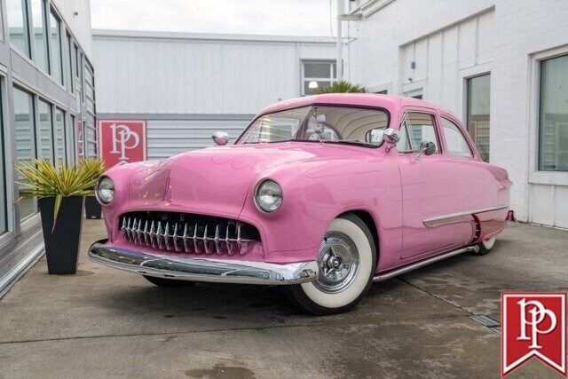 Ford-2-Door-Coupe-1950-Pink-White-153284-1