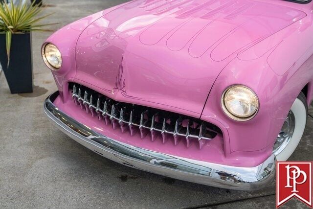 Ford-2-Door-Coupe-1950-Pink-White-153284-2