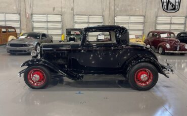 Ford-3-Window-Coupe-Coupe-1932-Black-Black-665-3