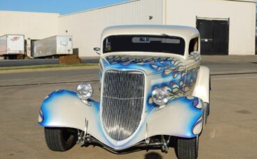 Ford-3-Window-Coupe-Coupe-1933-White-Tan-11859-11