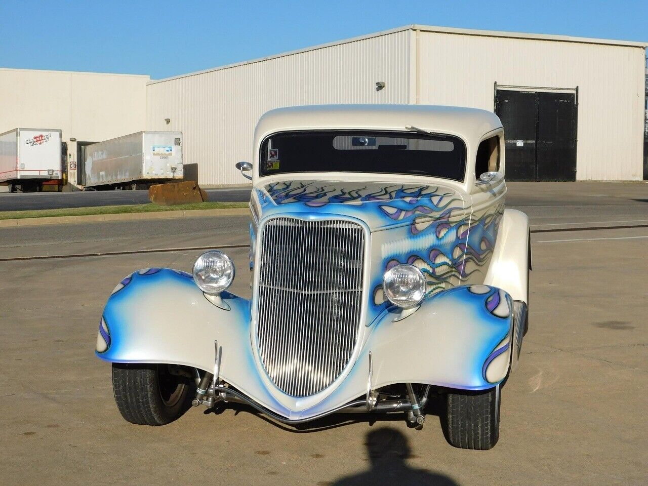 Ford-3-Window-Coupe-Coupe-1933-White-Tan-11859-11