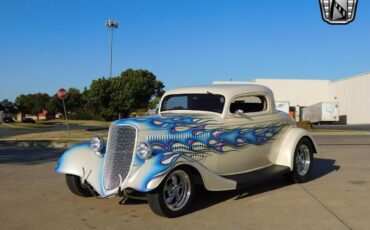 Ford-3-Window-Coupe-Coupe-1933-White-Tan-11859-2