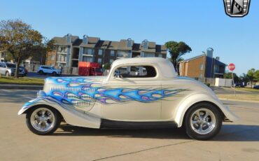 Ford-3-Window-Coupe-Coupe-1933-White-Tan-11859-3