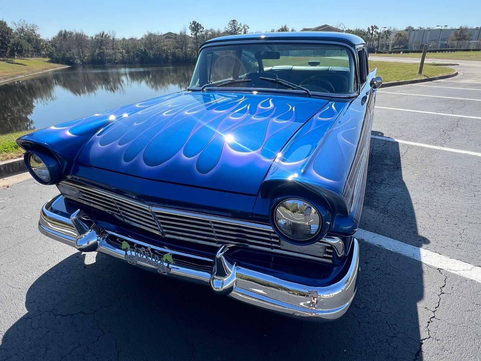 Ford-300-custom-Coupe-1957-Blue-48280-1