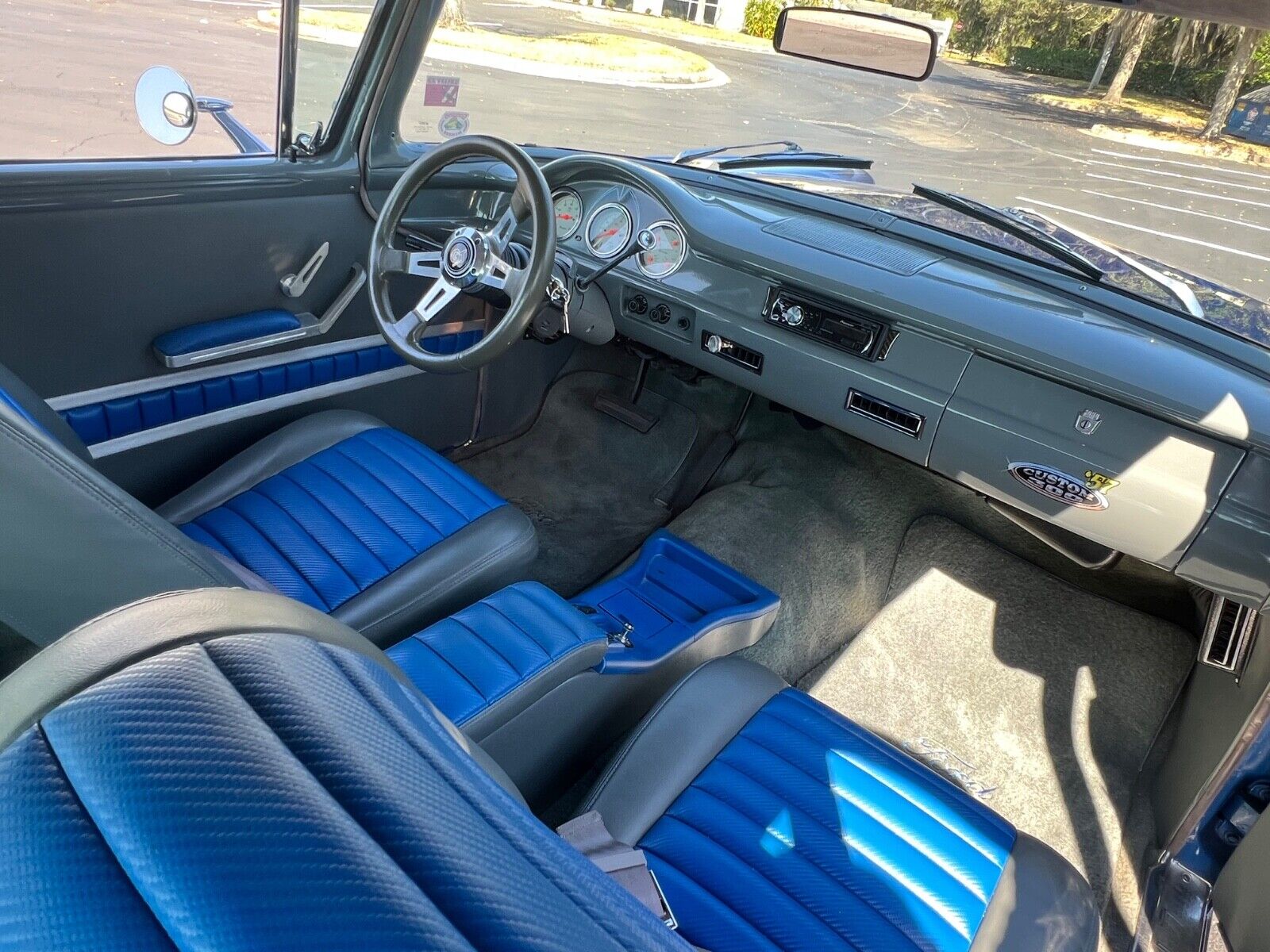 Ford-300-custom-Coupe-1957-Blue-48280-12