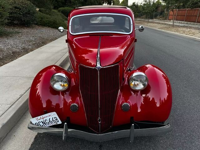 Ford-68-Tudor-1936-Red-Tan-84626-12