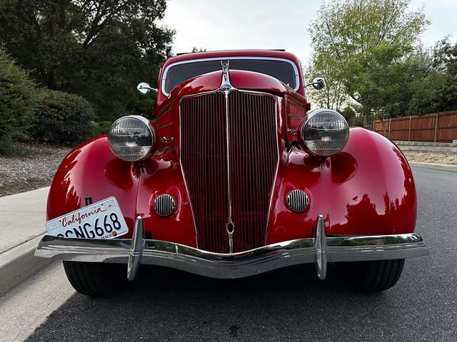 Ford-68-Tudor-1936-Red-Tan-84626-13