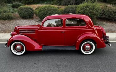 Ford-68-Tudor-1936-Red-Tan-84626-2