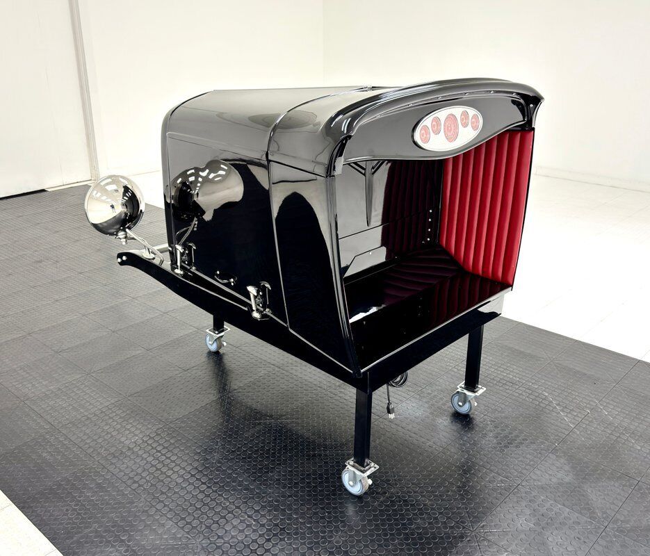 Ford-Bar-Top-Cabriolet-1932-Black-Red-0-5