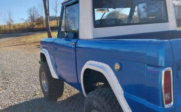 Ford-Bronco-1966-Blue-Black-80-21