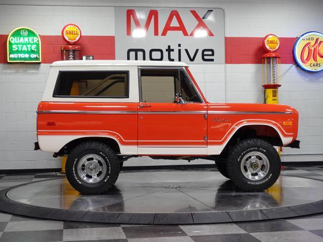 Ford-Bronco-1967-Orange-Black-187-1